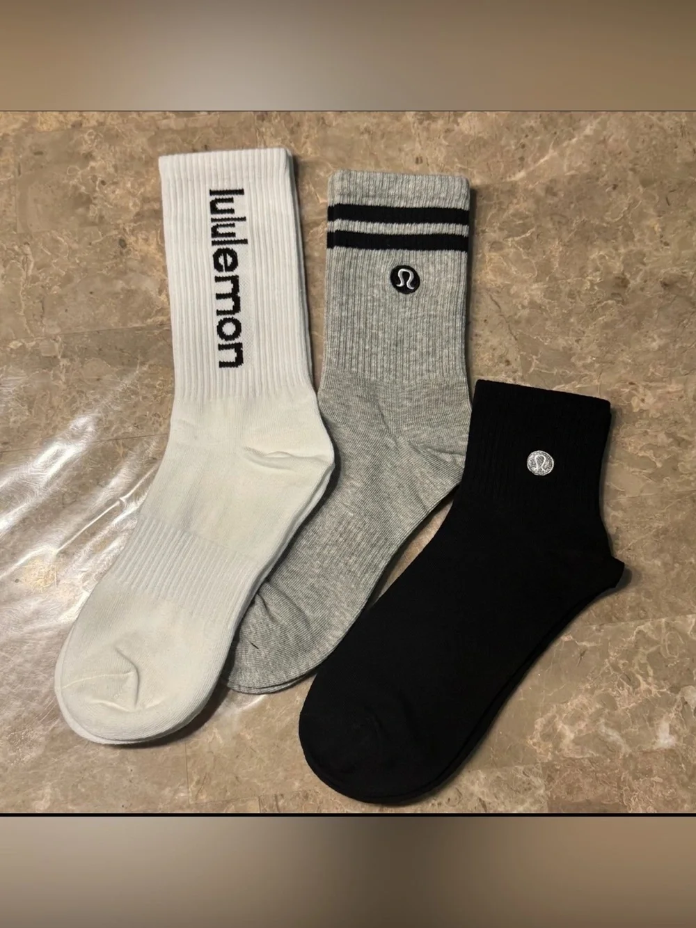 New Women’s Lululemon Athletica Socks  3 pairs Size Medium  Socks stretch